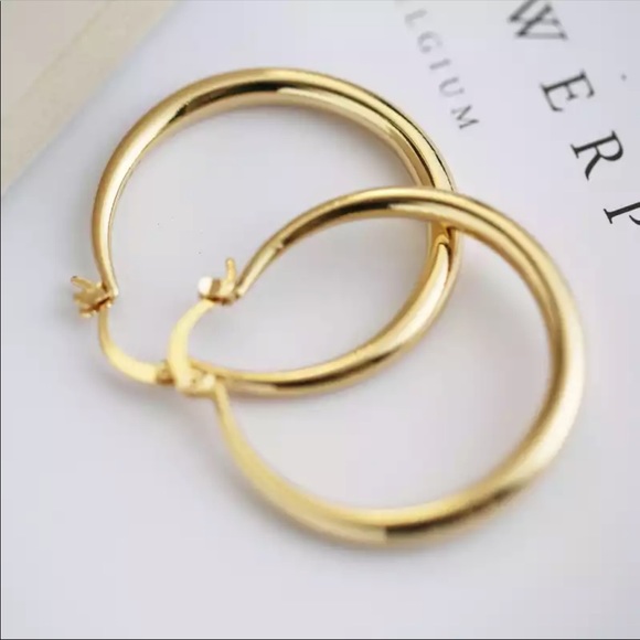 New Gold Color Big Loop Hoop Earrings - Picture 2 of 3